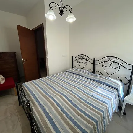 Casa A Pochi Passi Dalla * Torre Specchia Ruggeri